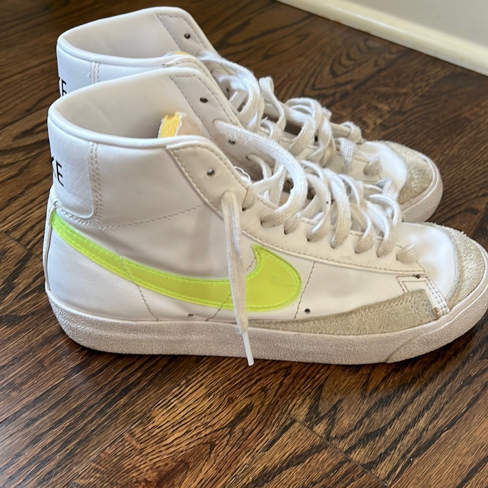 Nike Mid 77 Blazer high tops.  Great condition. Neon green swoosh. Size 7